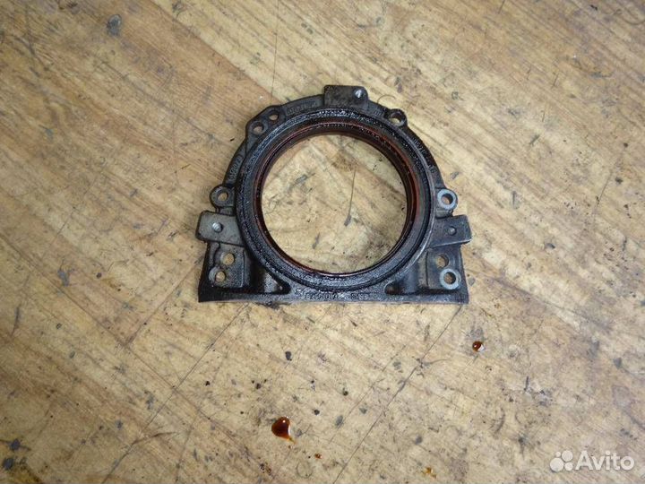 Крышка коленвала задняя Volkswagen Golf II/Jetta