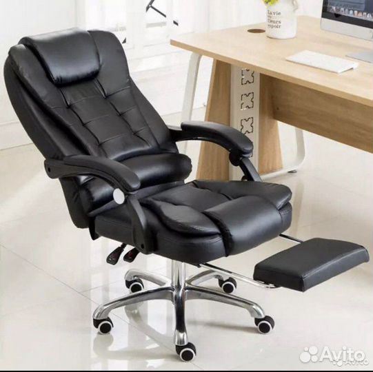 Офисное кресло руководителя