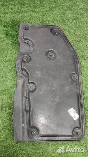 Пыльник двигателя боковой левый Hyundai IX35 2011