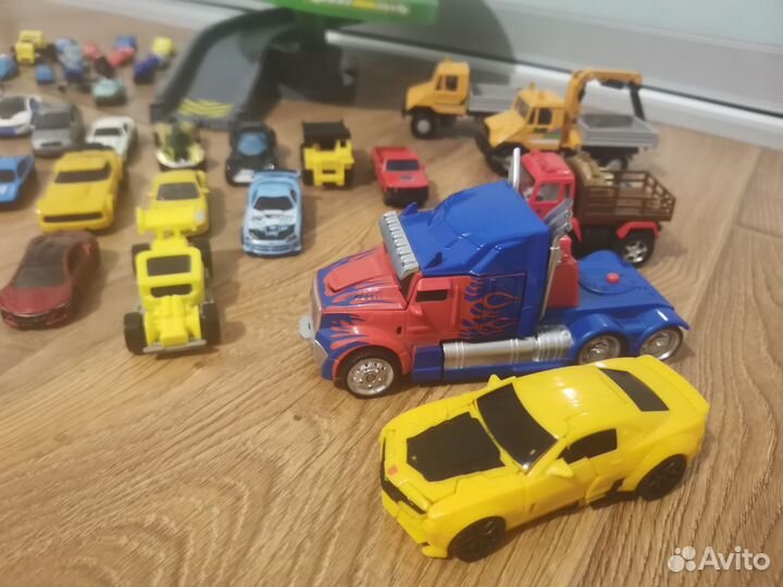 Машинки с парковкой