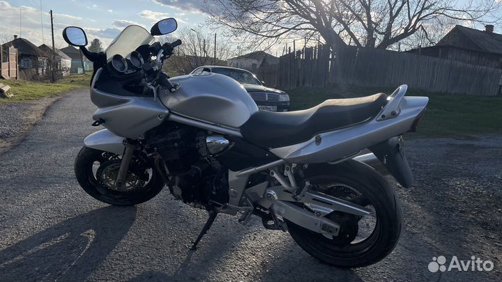 Suzuki bandit 1200s