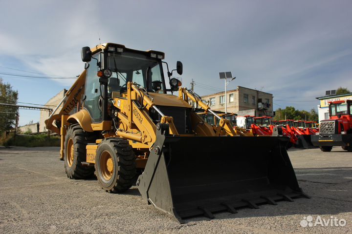 Экскаватор-погрузчик Redstar T17.5/24, 2023