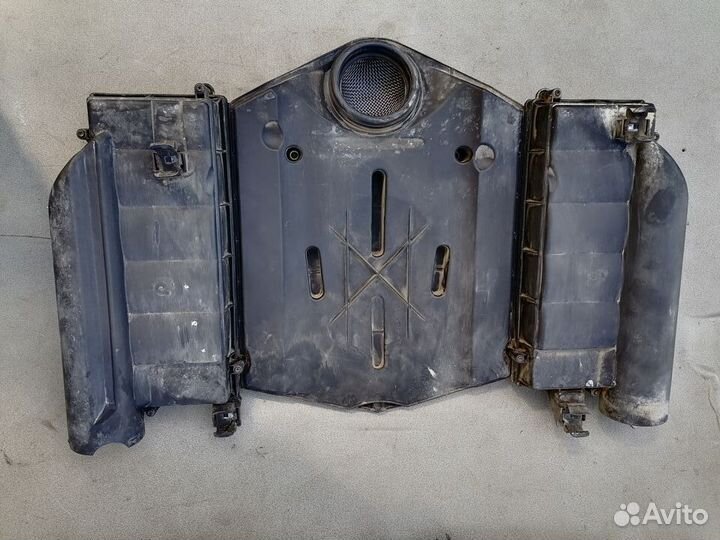 Корпус воздушного фильтра для Mercedes Benz W220