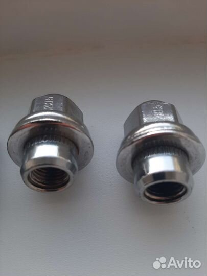 Колесные гайки 121,5