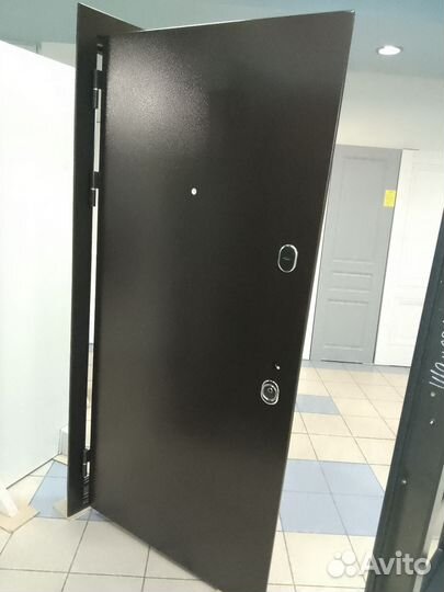 Дверь входная металлическая теплая