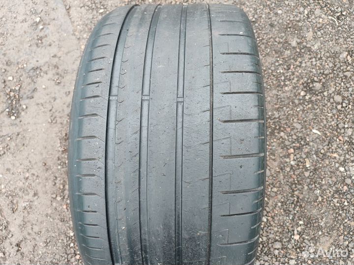 Pirelli P Zero PZ4 315/30 R22