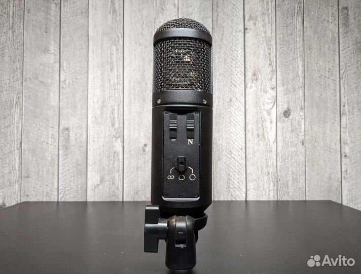 Студийный конденсаторный микрофон Октава мк-220