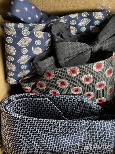 Шелковый галстук