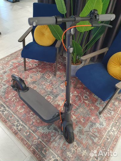 Электросамокат Ninebot KickScooter F65U