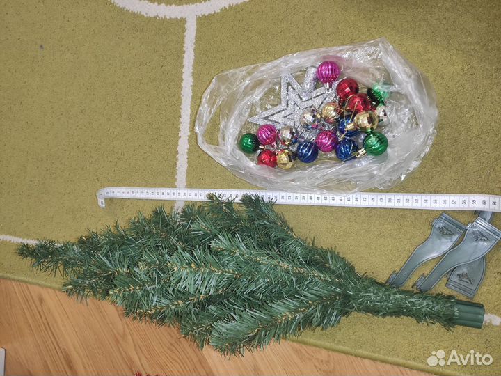 Настольное украшение Ель с игрушками и звездой