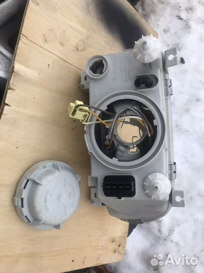 Фара левая Шкода Фелиция 94-01