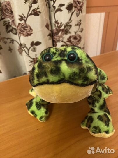 Мягкая игрушка лягушка