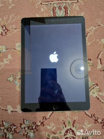 iPad 5 128GB LTE Gray
