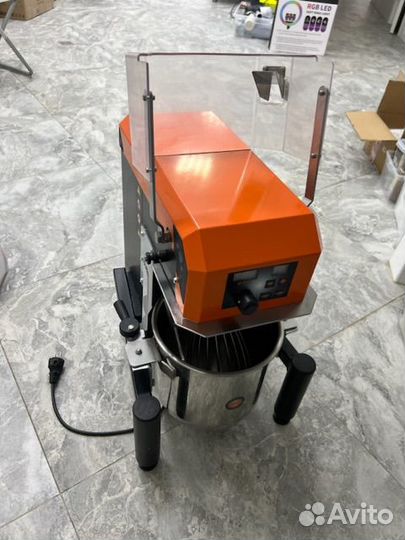 Миксер планетарный Apach Bakery Line APL10b