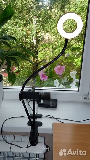 Селфи лампа с держателем телефона