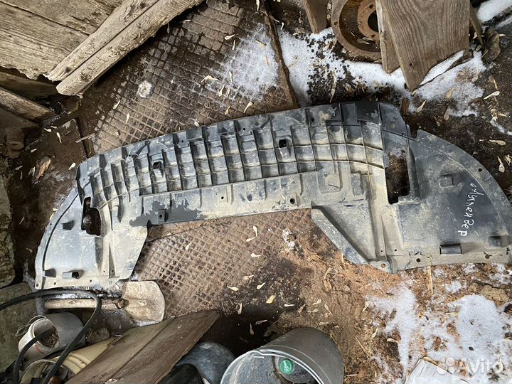 Пыльник двигателя Mitsubishi Outlander 3