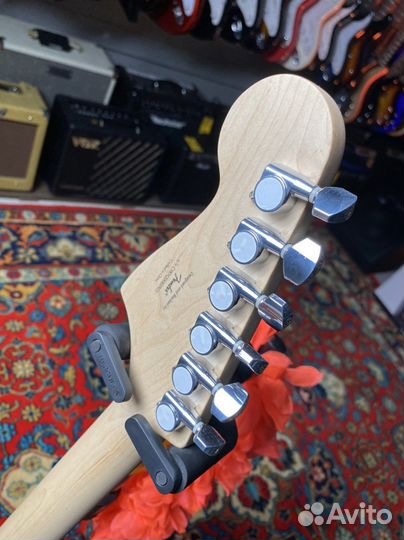 Электрогитара Squier Affinity Jazzmaster HH Белая