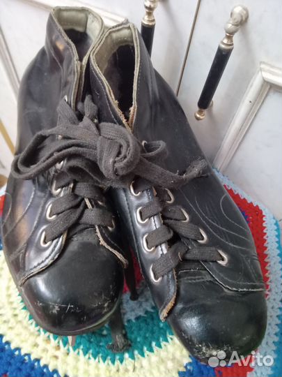 Коньки фигурные 40 размер