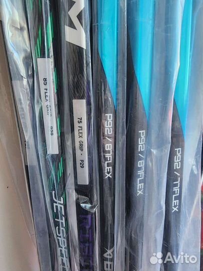 Клюшки хоккейные взрослые