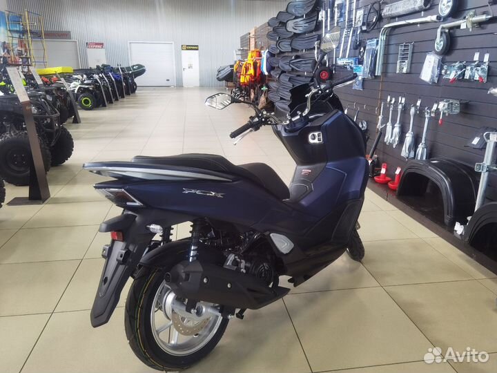 Скутер Vento VMC PCX (200)