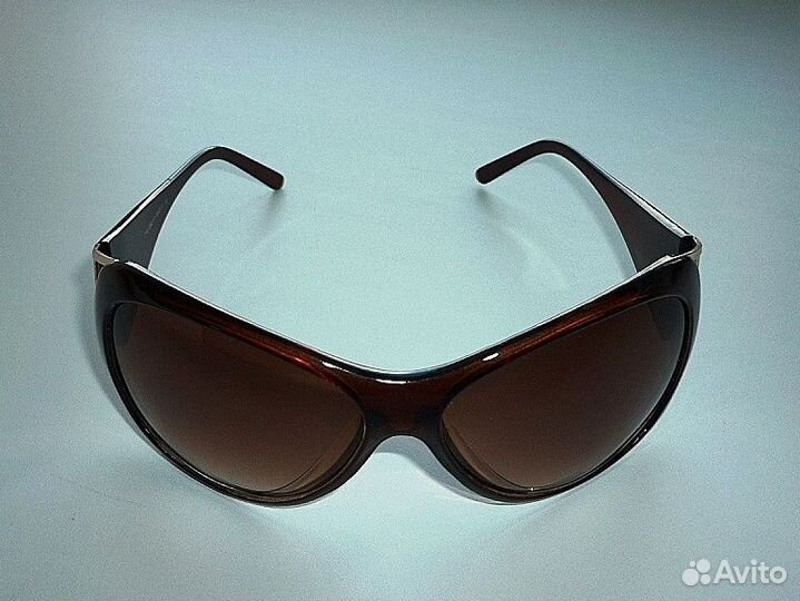 Очки солнцезащитные новые