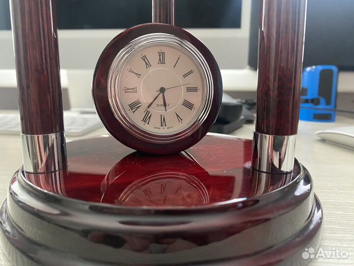 Настольные часы глобус