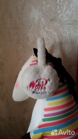 Наушники белые