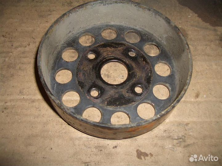 Шкив водяного насоса (помпы) KIA RIO 2011-2017