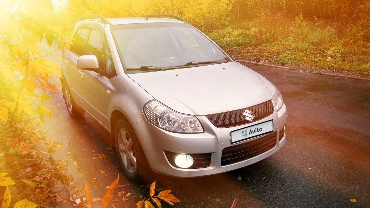 Suzuki SX4: фото владельца