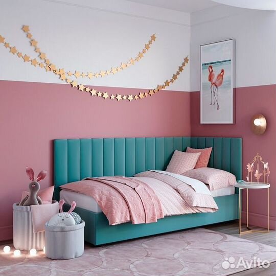 Кровать детская с мягким изголовьем