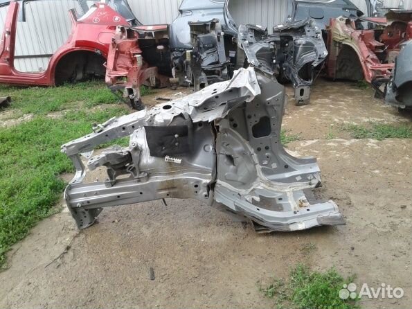 Четверть передняя правая Mazda 3 BM