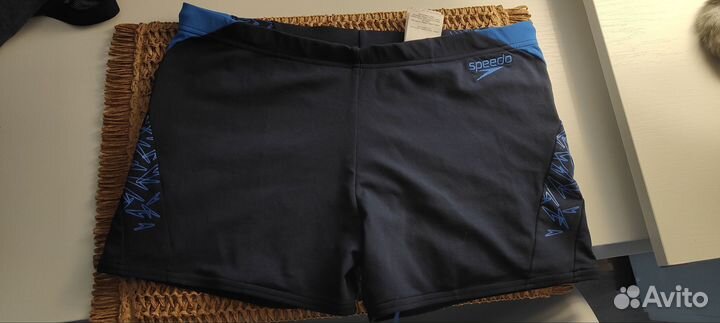 Купальные плавки мужские