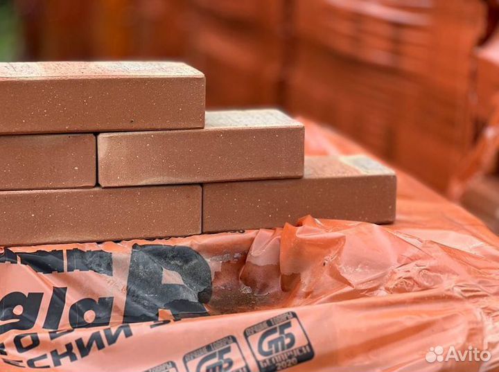 Кирпич в Москве