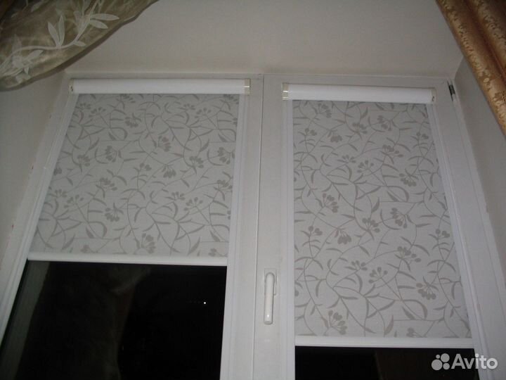 Жалюзи, рулонные шторы, римские шторы