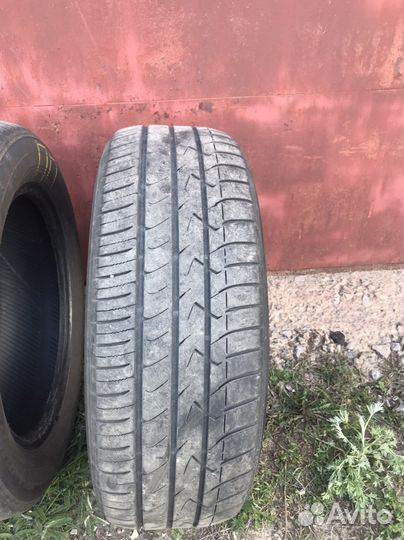 Toyo H19 215/60 R17