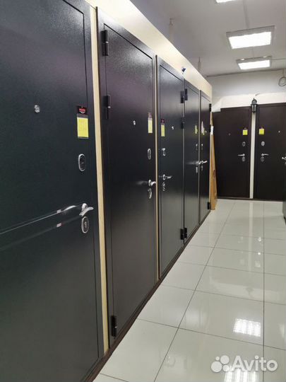 Двери входные и межкомнатные