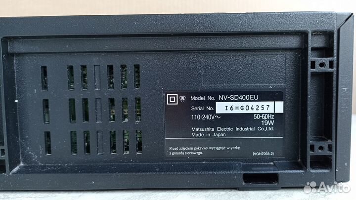 Видеомагнитофон Panasonic NV-SD400EU Japan