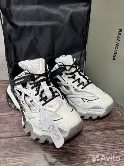 Кроссовки Balenciaga track 2