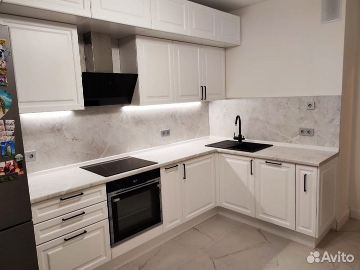 Кухонный гарнитур угловой