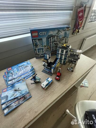 Lego city полицейский участок 60141