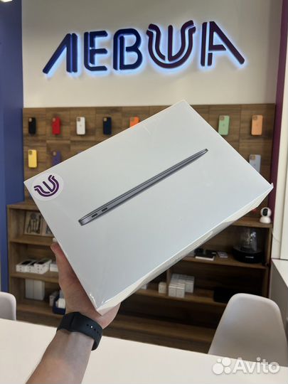 MacBook Air (M1, 2020) 8 гб, 256 гб, Space gray