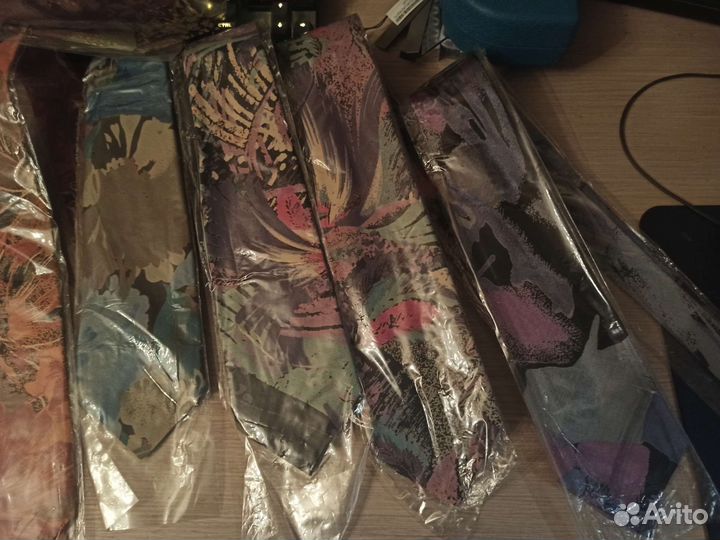 Галстуки итальянские и французские цена за всё