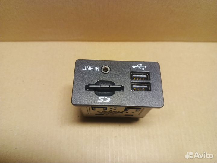Разъем USB Ford Explorer 5