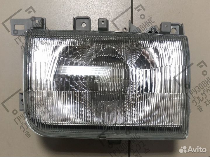 Фара правая, хрустальная, Zevs 02-4201-R