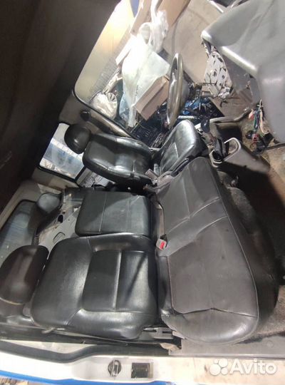 Сиденье пассажирское Kia Bongo 2 Kia Frontier