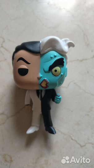 Funko POP DC Batman Two-face