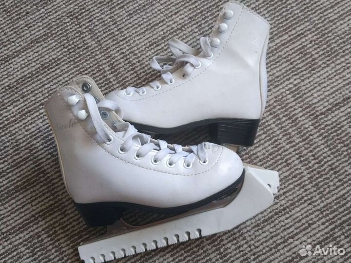 Коньки 28 размер (17,5 см)