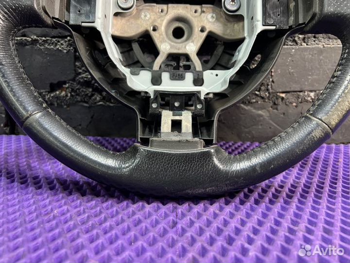 Руль Nissan X-Trail NT31-211631 MR20DE 2011