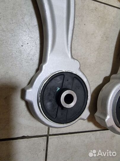 Рычаг нижний Ниссан Теана J32 новый