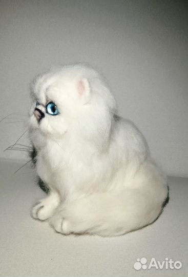 Валяный кот